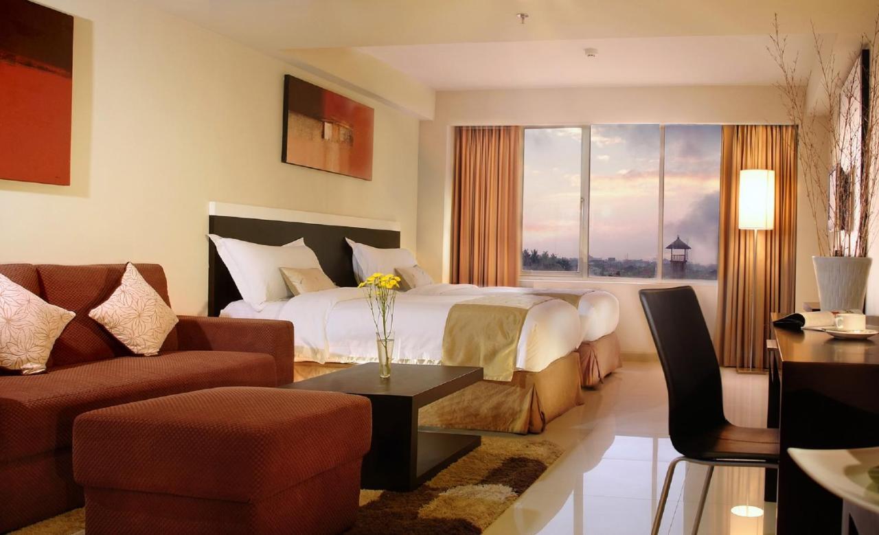 Aston Denpasar Hotel & Convention Exterior foto